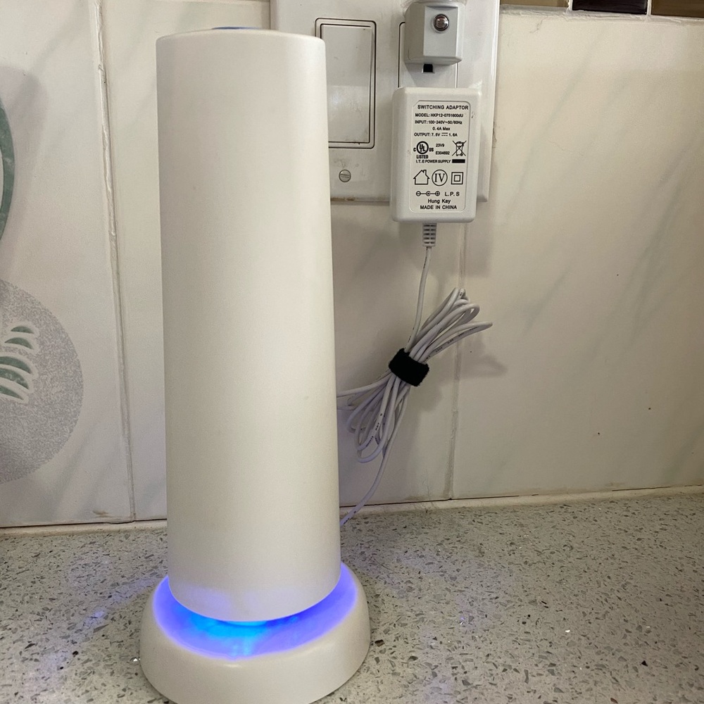 SimpliSafe security system - Picture 4 of 7